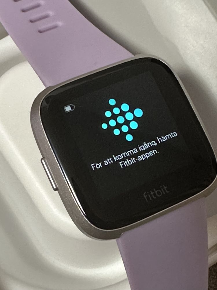 Ceas Fitbit Versa Lilac Lite Edition Ca Nou In Cutie