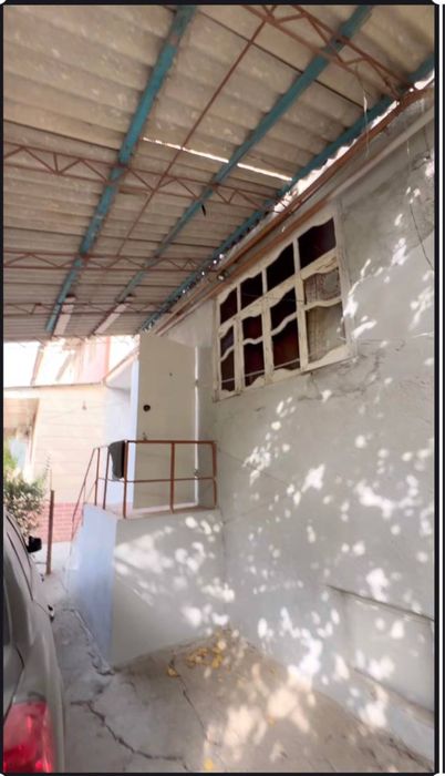 dom sotiladi srochno