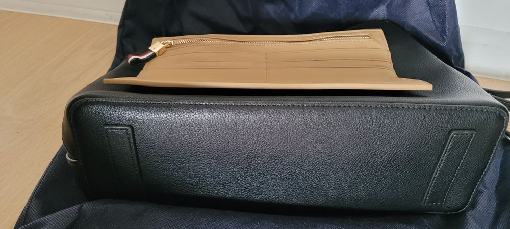 Geanta		Tommy Hilfiger
Tommy Hilfiger
Tommy Hilfiger - Poseta
SS20-TOD