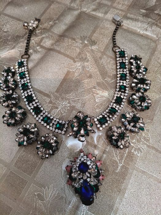 Аксессуар Ожерелье