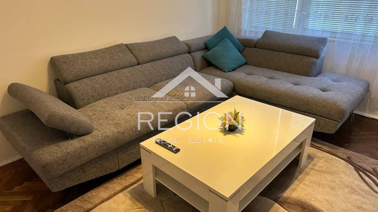 Дава се под наем Тристаен апартамент в Пловдив, Каменица 1 - 88 кв.м за 382.5 € - Снимка #1