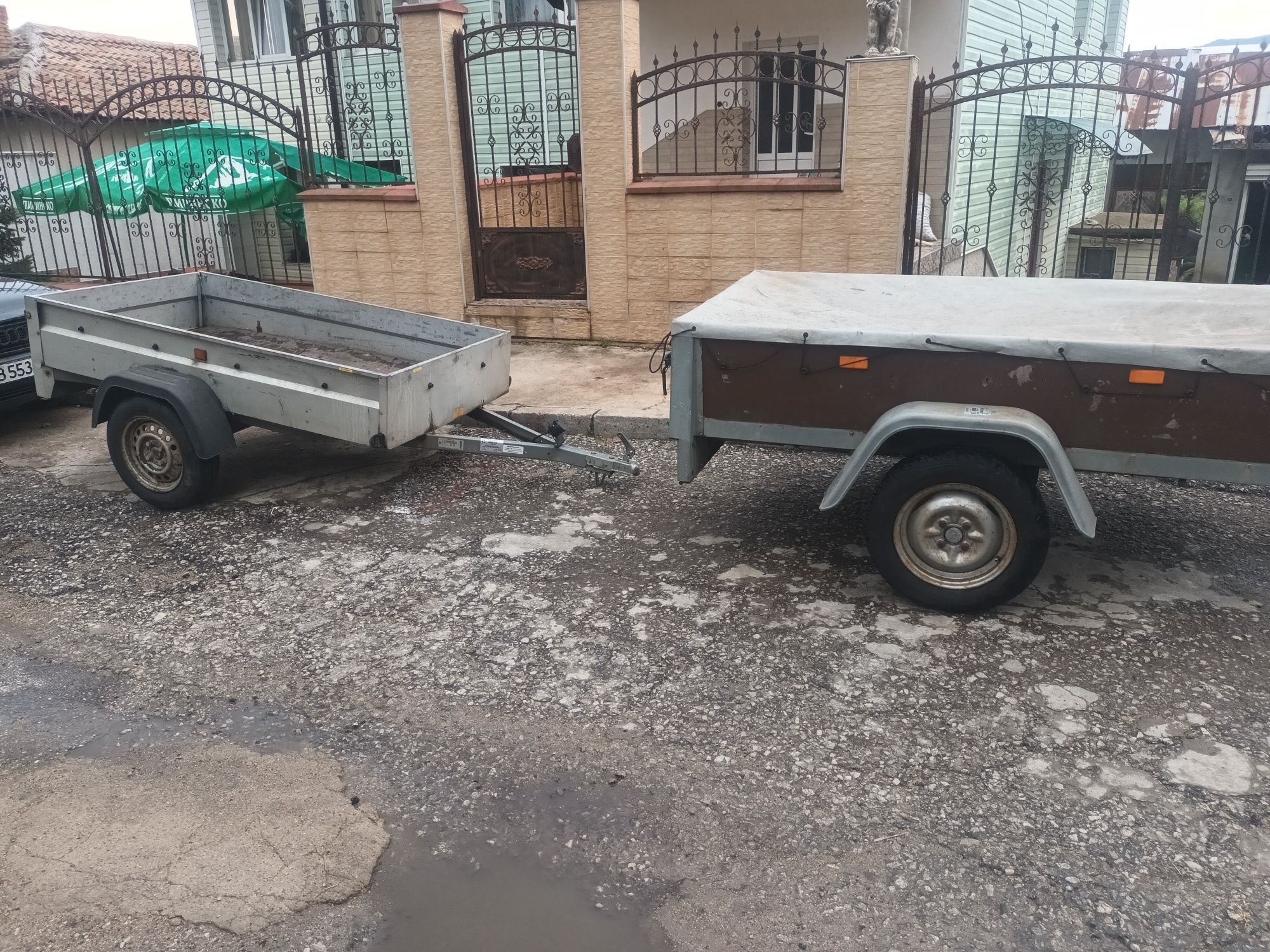 Ремарке за лек автомобил