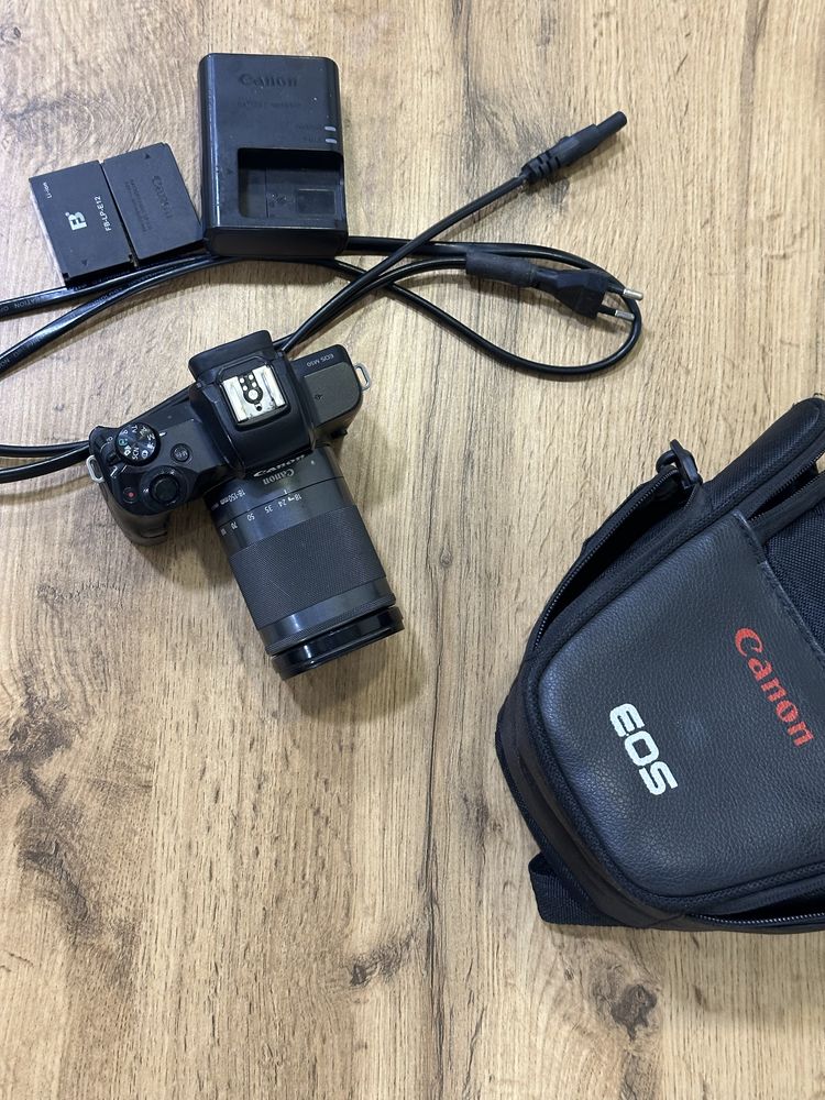 Canon M50  Сотилади холати йахши