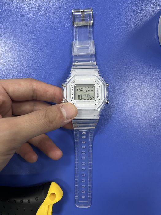 Продам часы casio