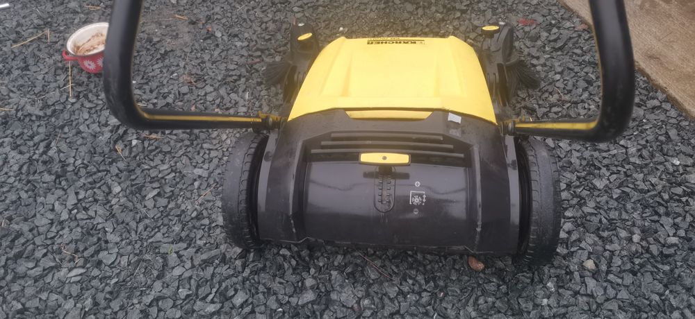 Karcher KM 70/20 C matura pt curte, hala, garaj