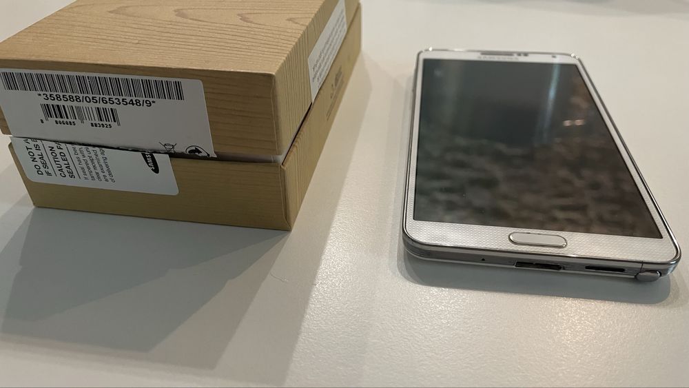 Телефон Samsung Note 3 / SM-N9005