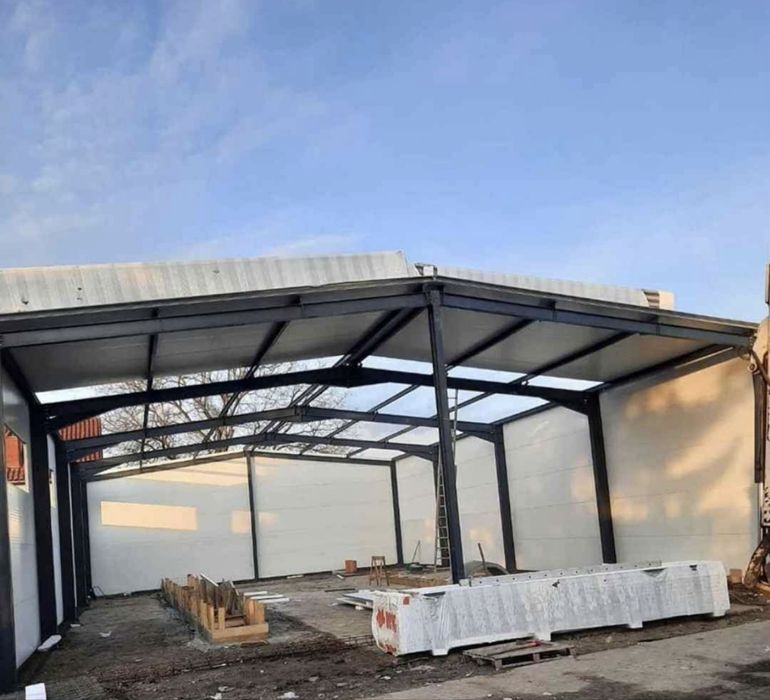 Vând hală metalică 7 m lățime cu 20 m lungime cu 4 m la streașină