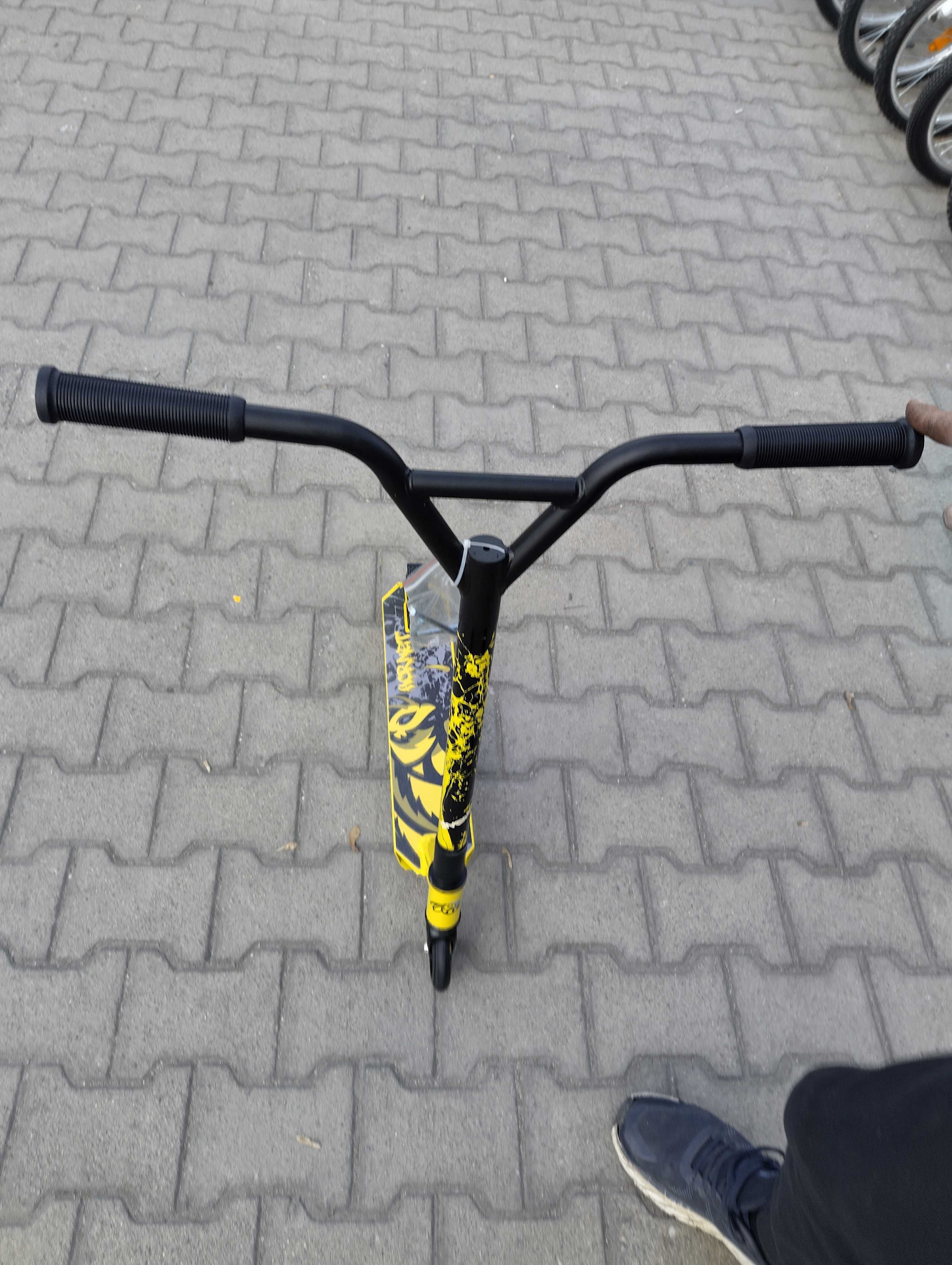 BYOX Детска тротинетка stunt HORNET