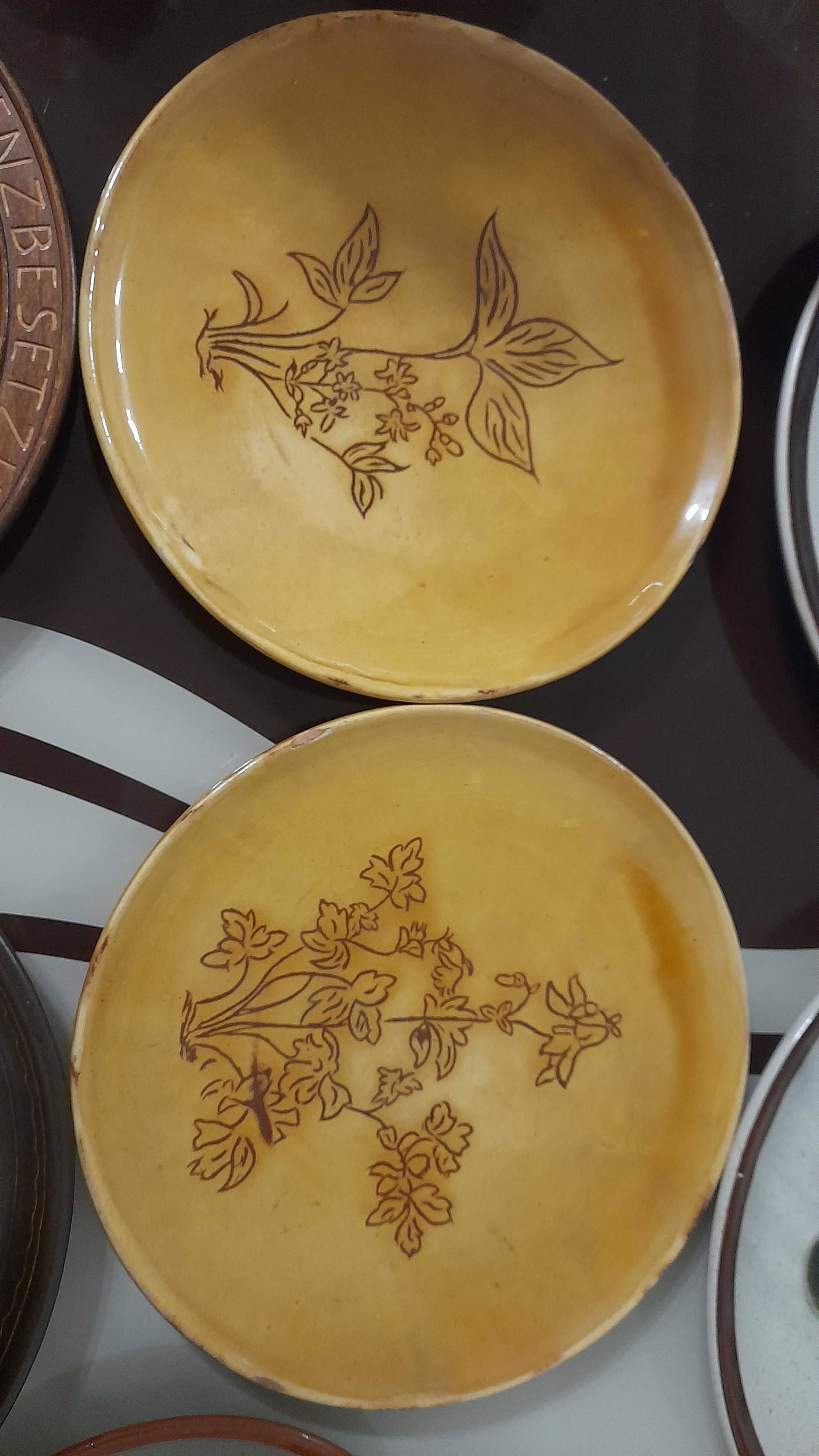 Diferite farfurii din ceramică vechi