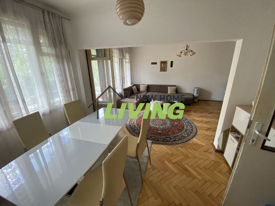 Продава се Четиристаен апартамент в Пловдив, Център - 120 кв.м за 2317 €/кв.м - Снимка #2