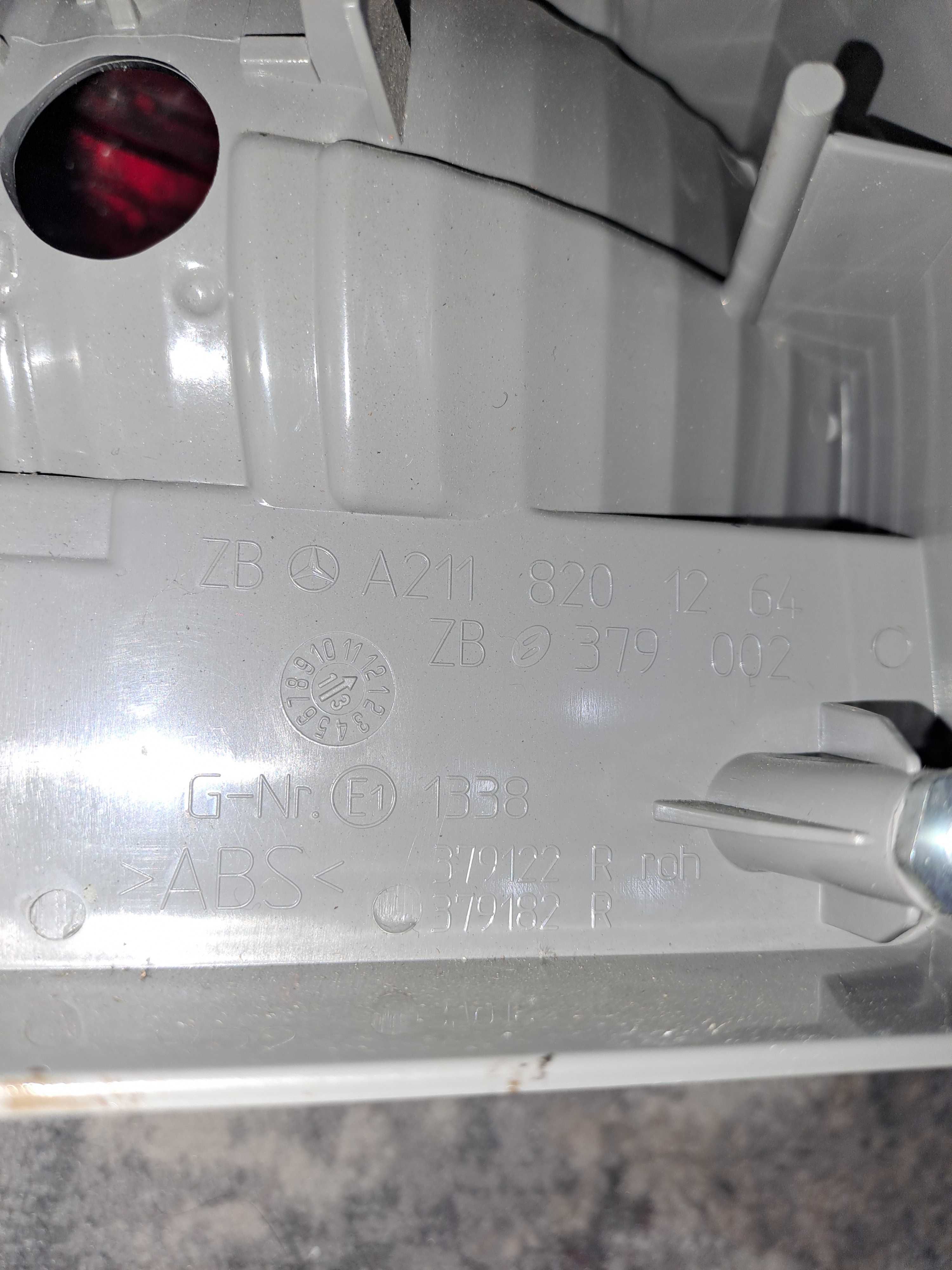 Stop mercedes benz E  class (w 211) break  dreapta