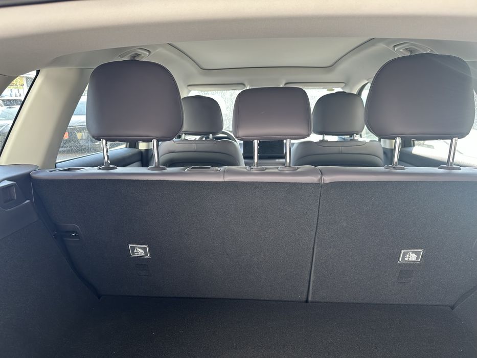 Leapmotor C 10 gibrit mokriga qora 11500km yurgan