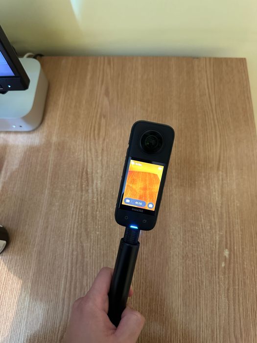 Camera insta 360 one X3