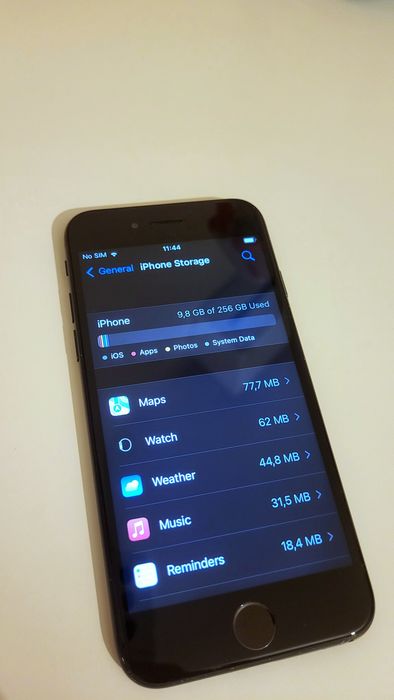 iPhone 7 256GB - Като НОВ!