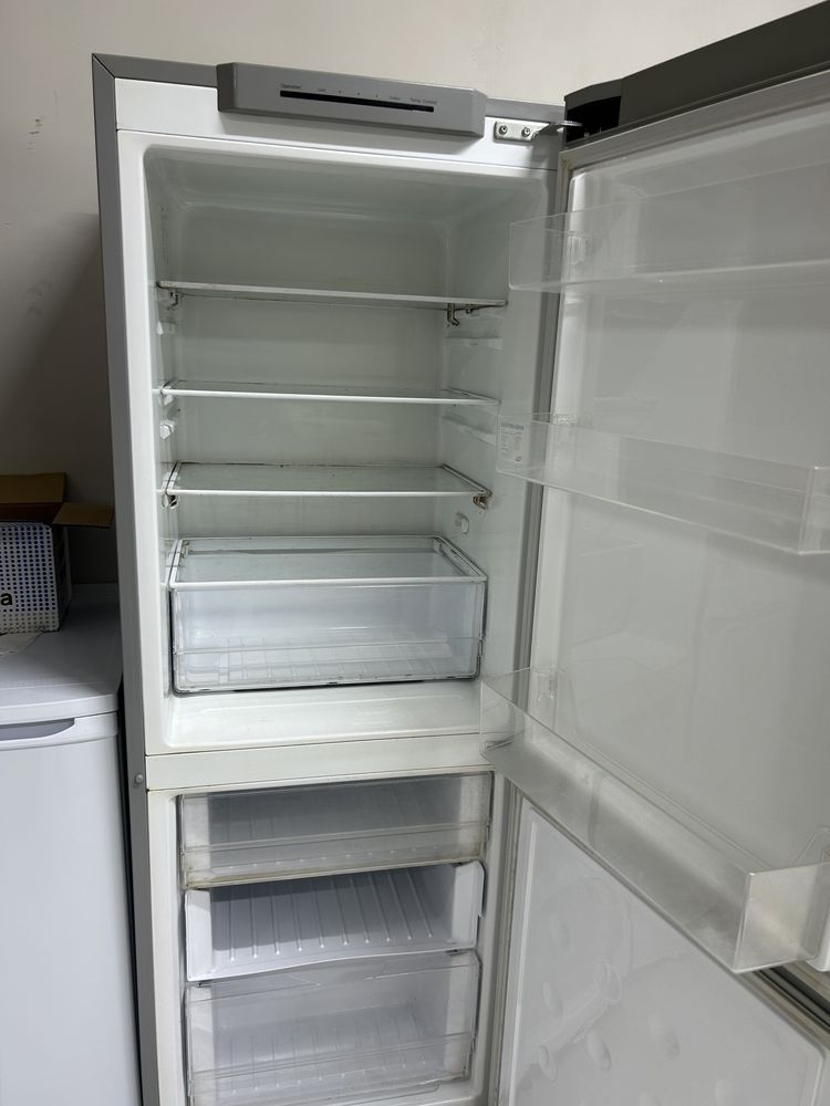 Продам холодильник +доставка