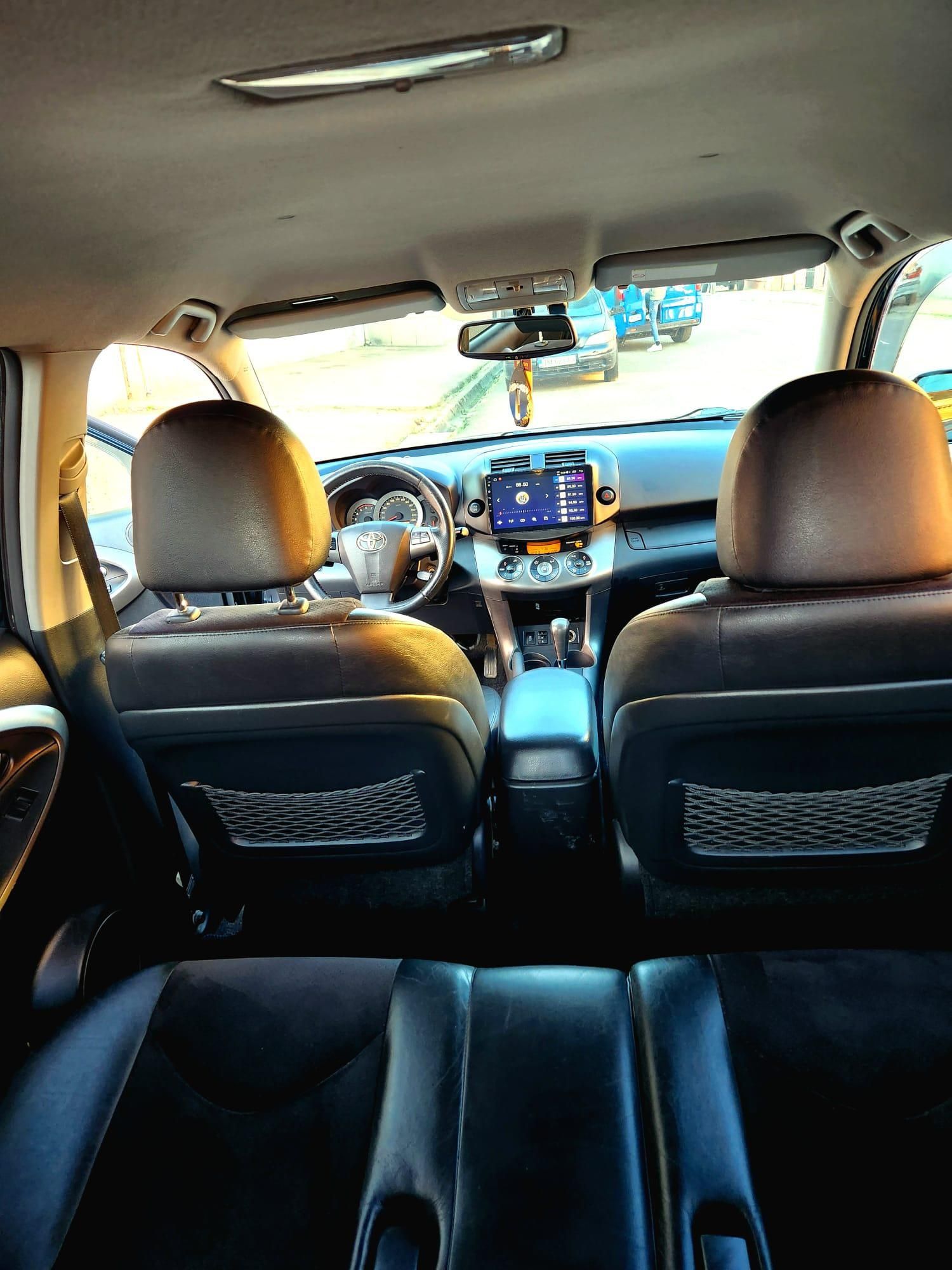 Toyota rav 4-2011-2.2 D-4D-4x4 -2011)