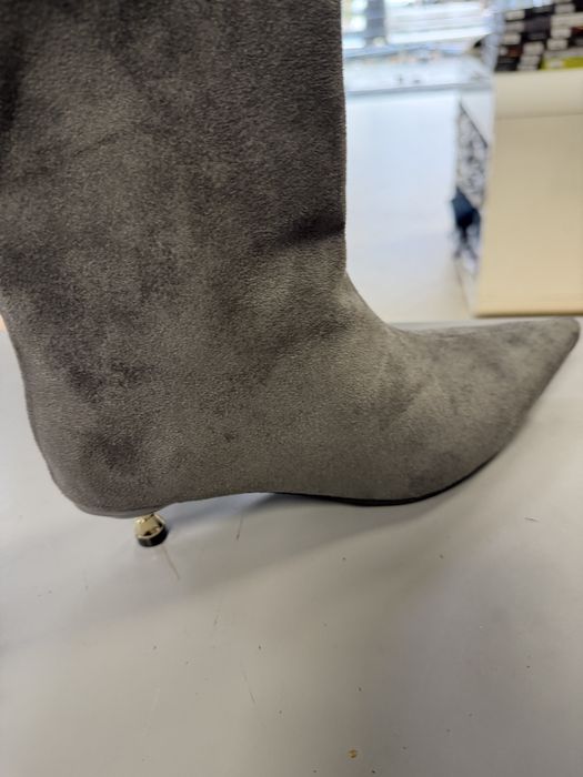 Сиви дамски ботуши