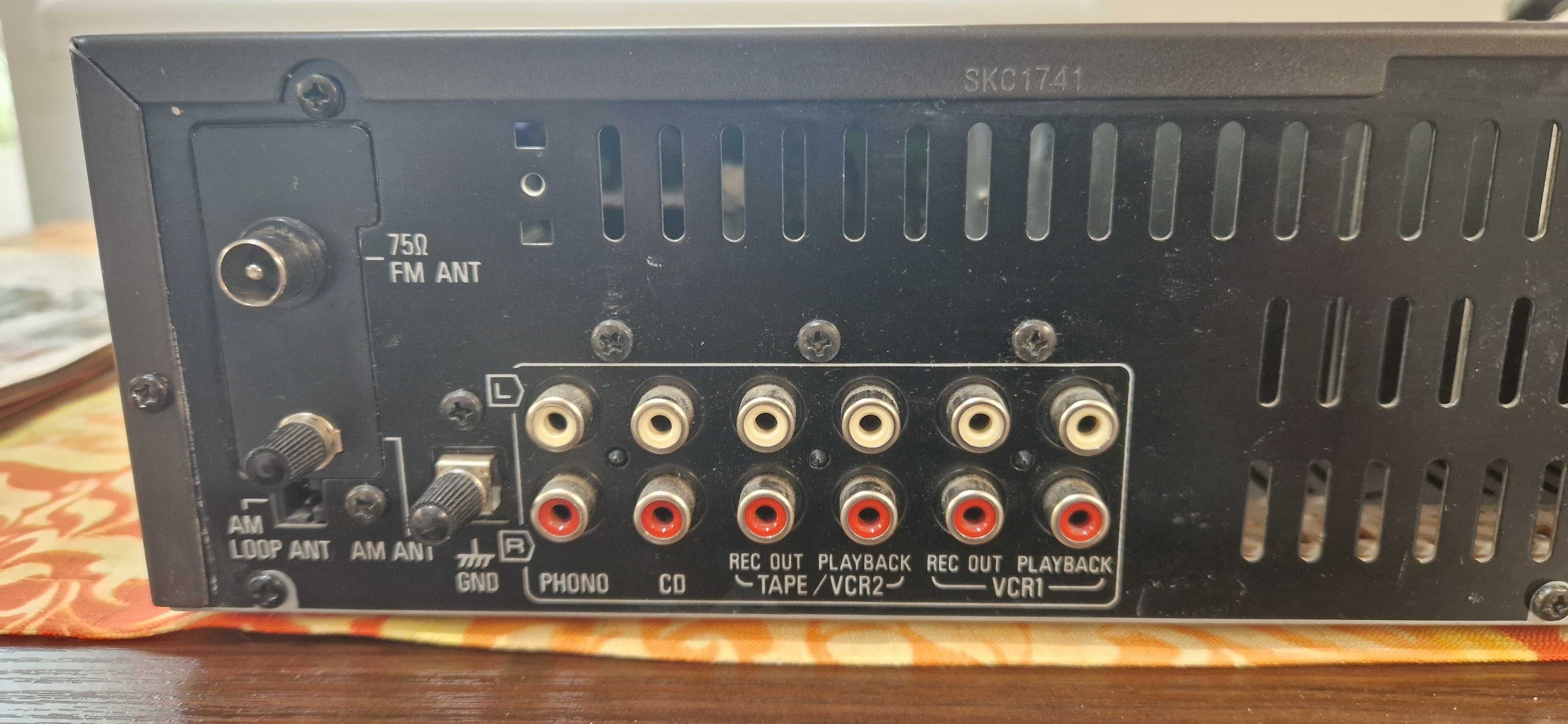 Продавам TECHNICS SA - 160