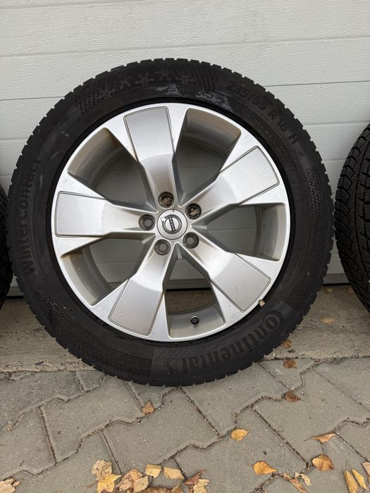 Jante volvo r 18 XC 40 , XC 60 cu cauciucuri de iarna