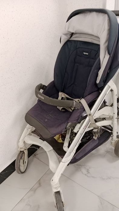 Продам коляску Inglesina