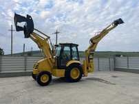 Buldoexcavator Komatsu wb93r