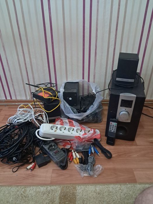 Продом компьютерный колонки сарбуфер