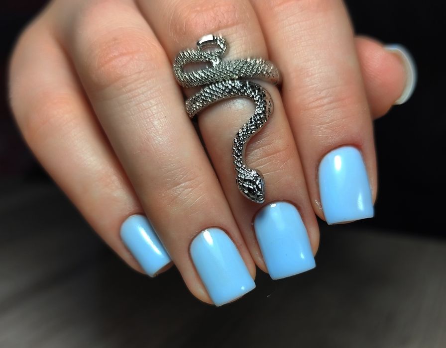 Маникюр,аппаратный педикюр у себя на дому