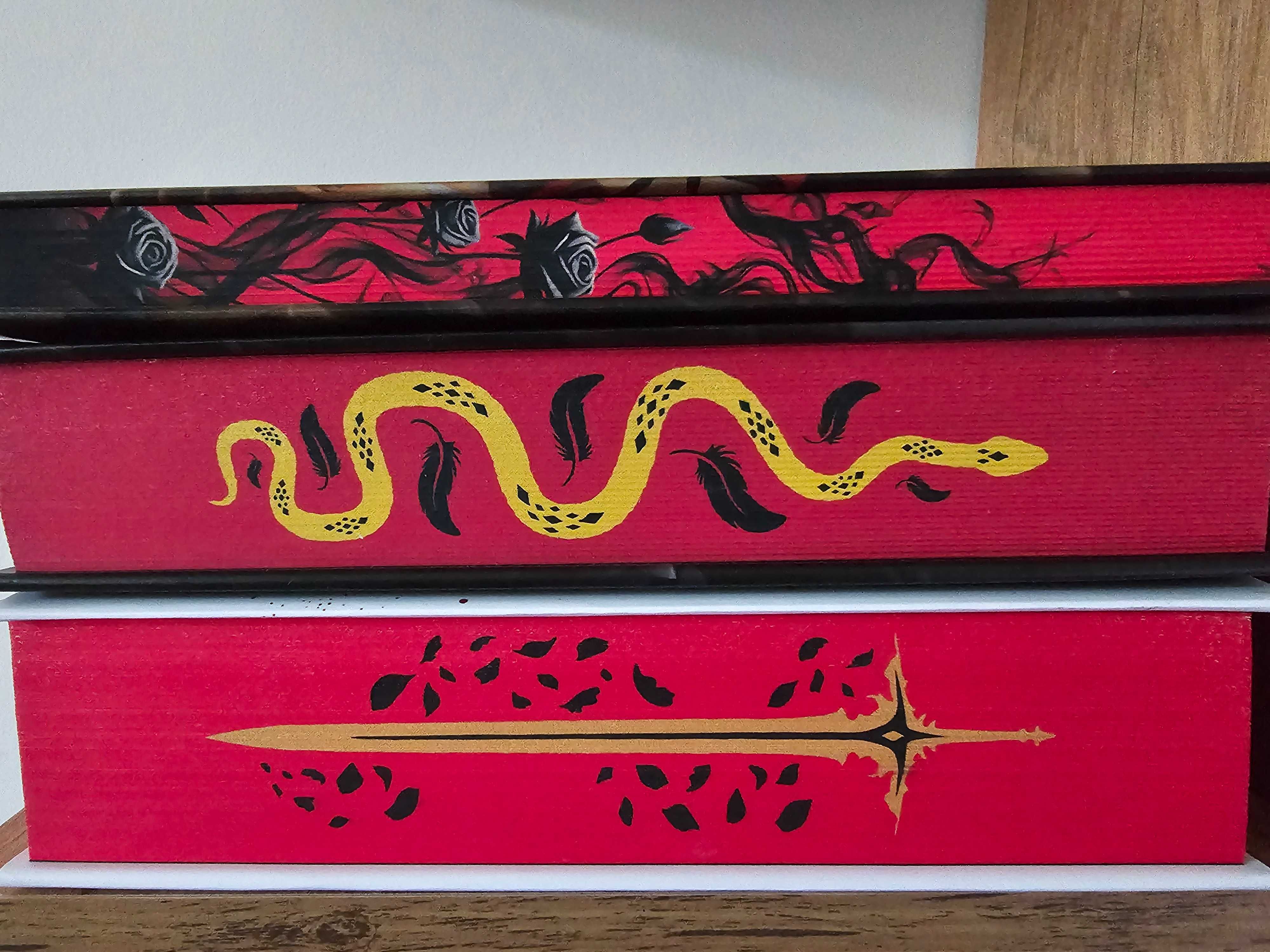 Колекция книги "Короните на Наяксия"