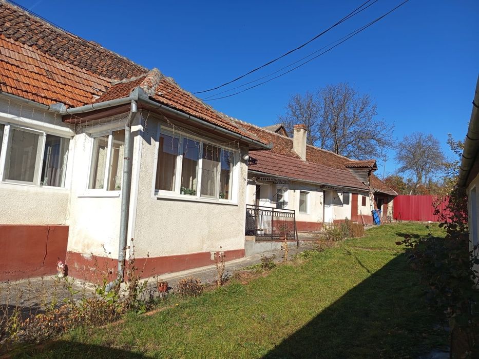 Vând casă în com. Măieruș, jud Brasov