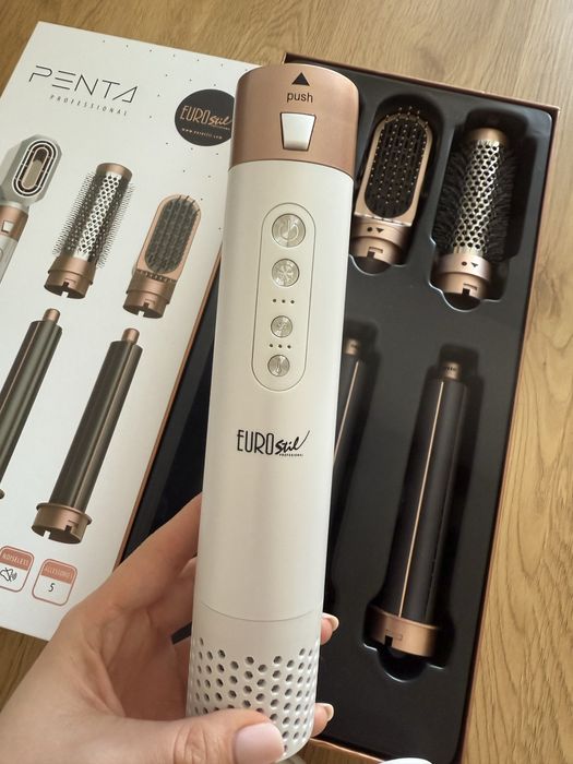 Uscator de par tip Dyson Airwrap