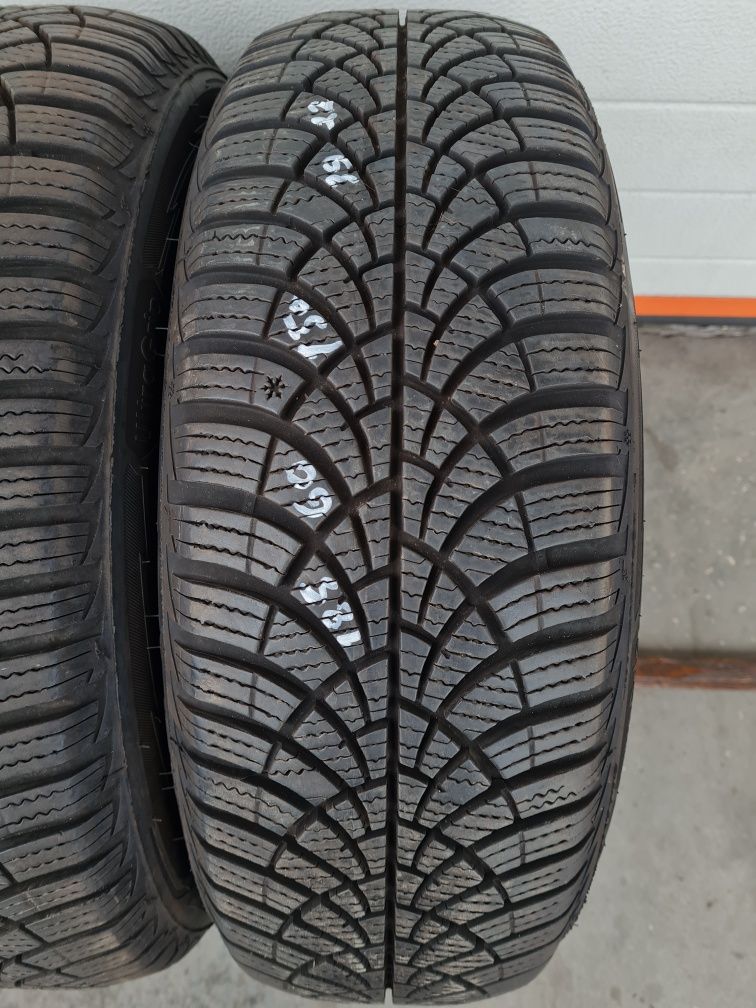 Зимни гуми 2 броя GOODYEAR UltraGrip9+ 185 60 R15 дот 3922