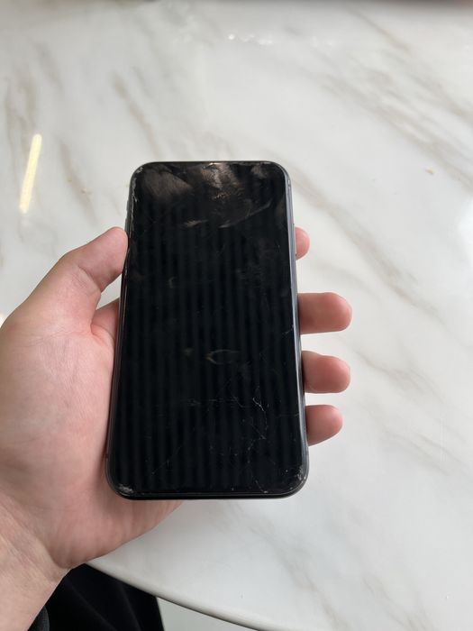 Iphone 11 продается