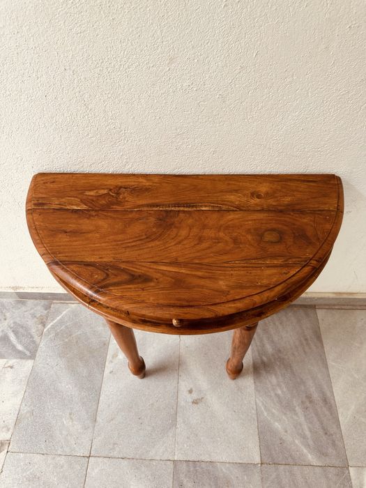 Конзолна маса от масивно дърво – колониален стил, ръчна изработка