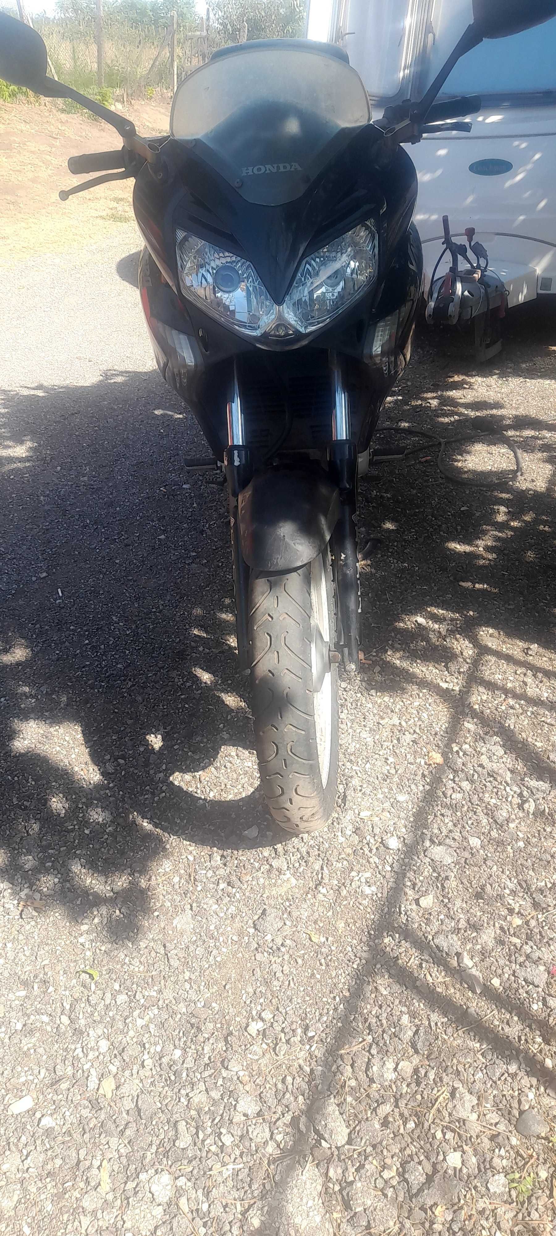 Honda VARADERO 2009 125CC