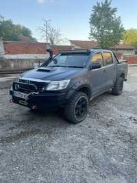 Toyota Hilux 2.5d na chasti Тойота на части