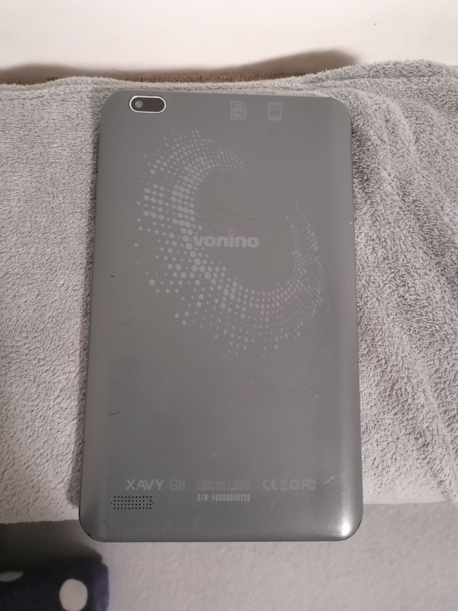Vand tableta Vonino Xavy 2gb ram, 8" DEFECTA