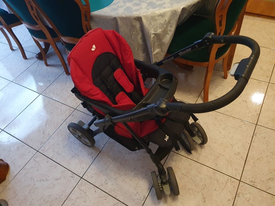 Vând cărucior Mothercare