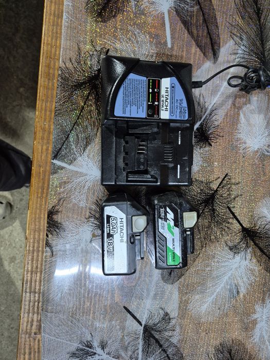 Incarcator acumulator multivolt HIKOKI HITACHI UC 18 YML2 si UC 12 SL