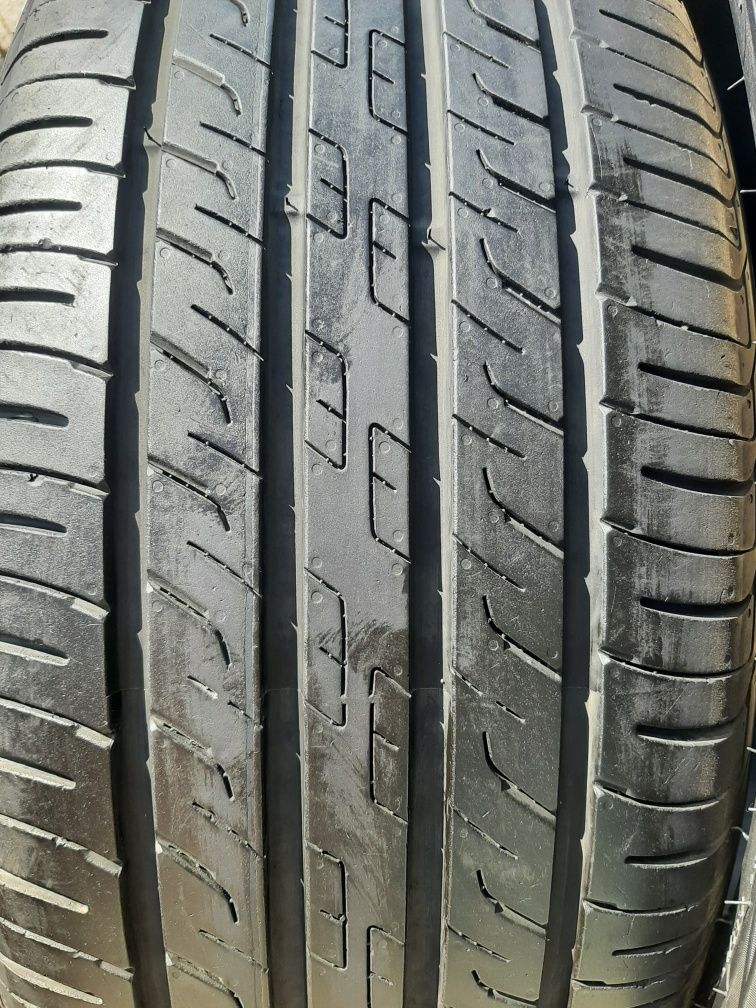 Продам шины 235/50/19