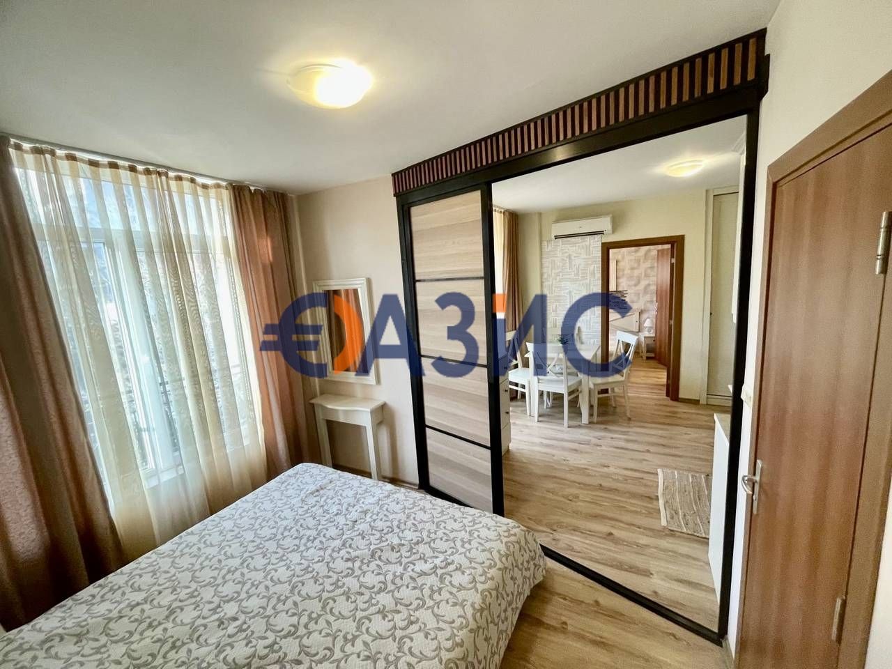 Продава се Тристаен апартамент в к.к. Слънчев бряг - 65 кв.м за 1460 €/кв.м - Снимка #11