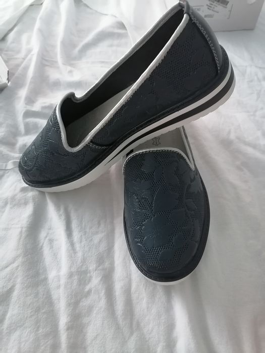 Дамски обувки от естествена кожа