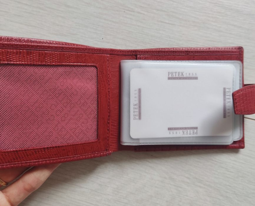 Нов Дамски портфейл Petek