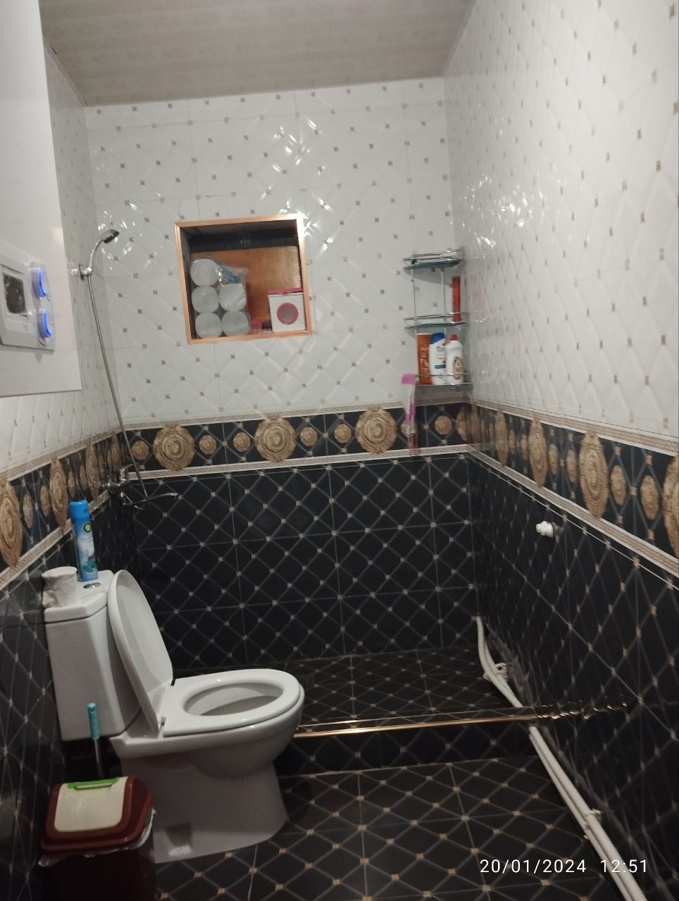 Nazarbek toqmachda uy sotiladi srochno