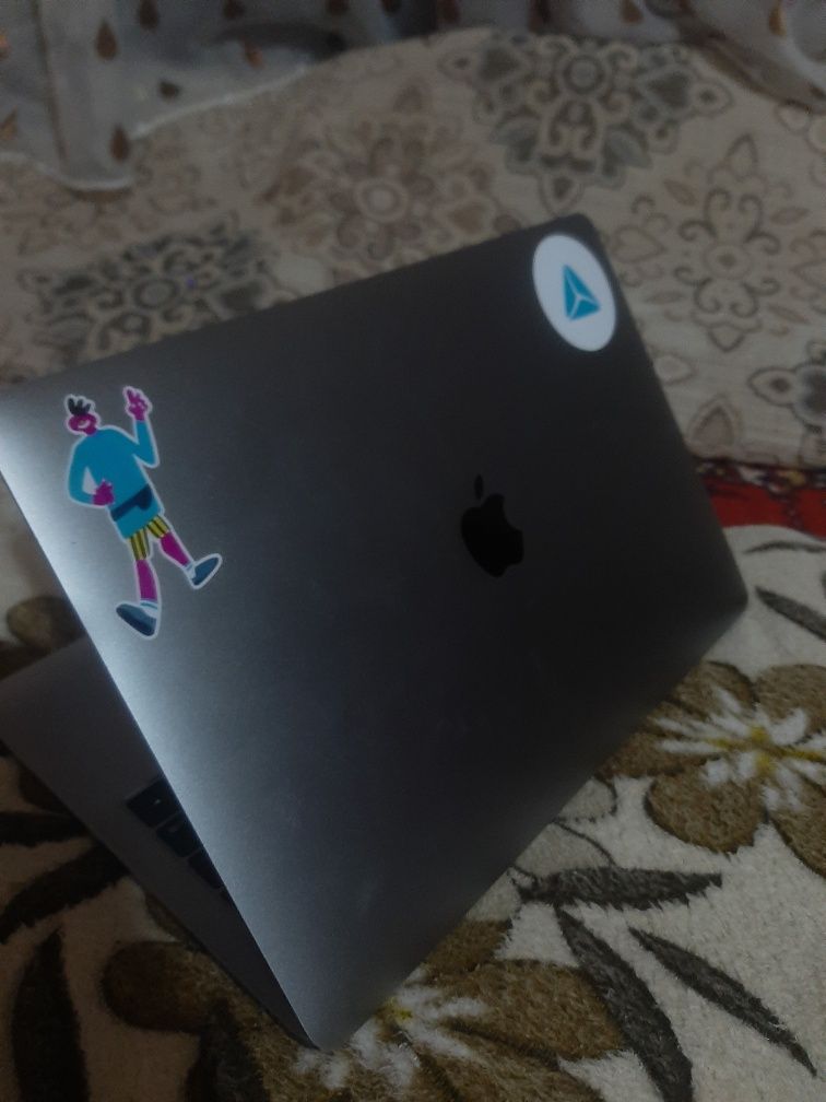 Macbook pro 2016