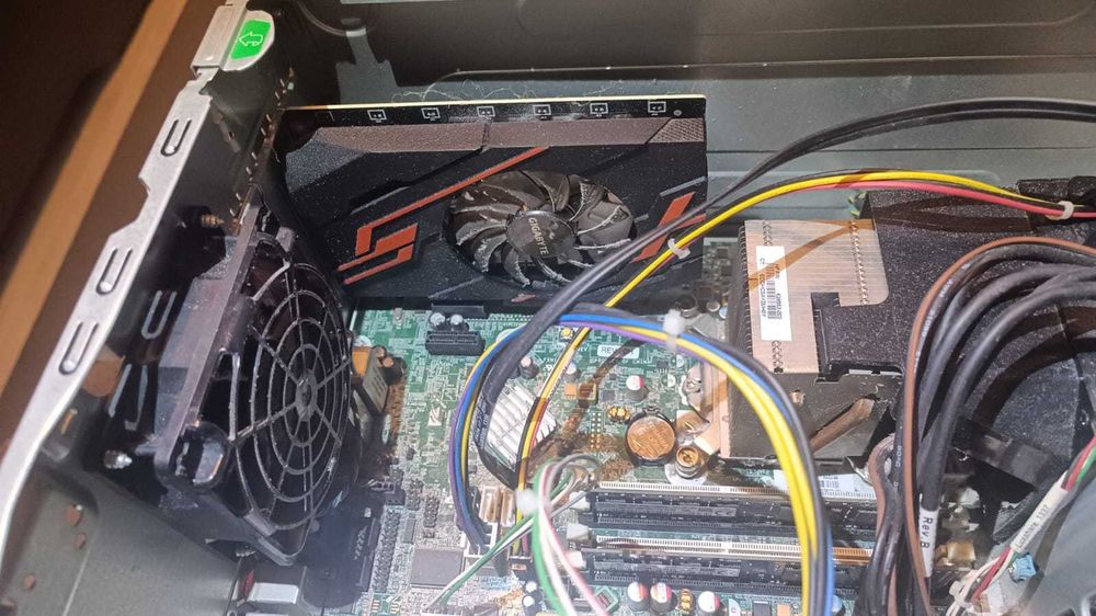 PC Desktop HP Mini Tower