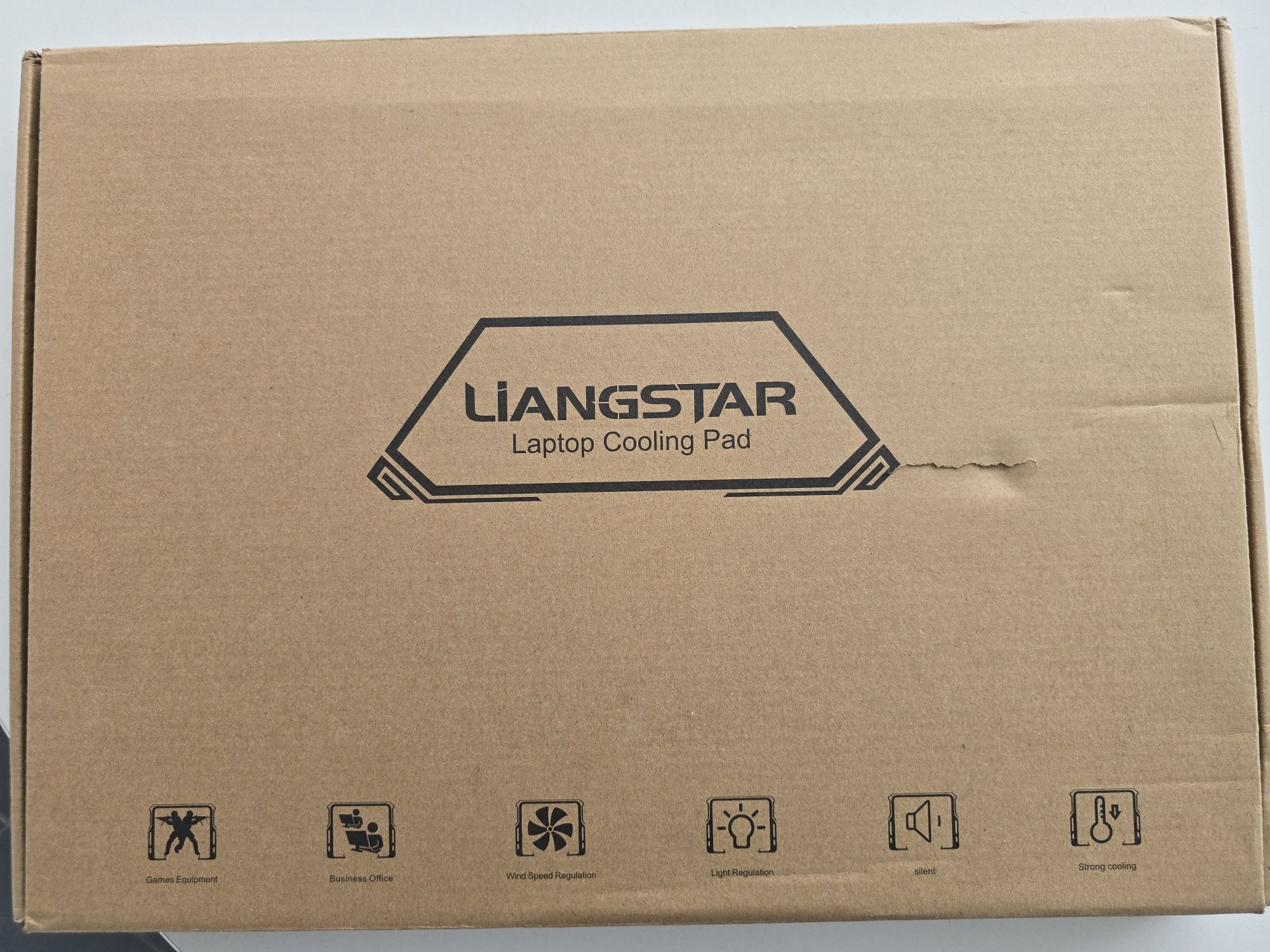 Cooler laptop cu 3 si cu 6 ventilatoare