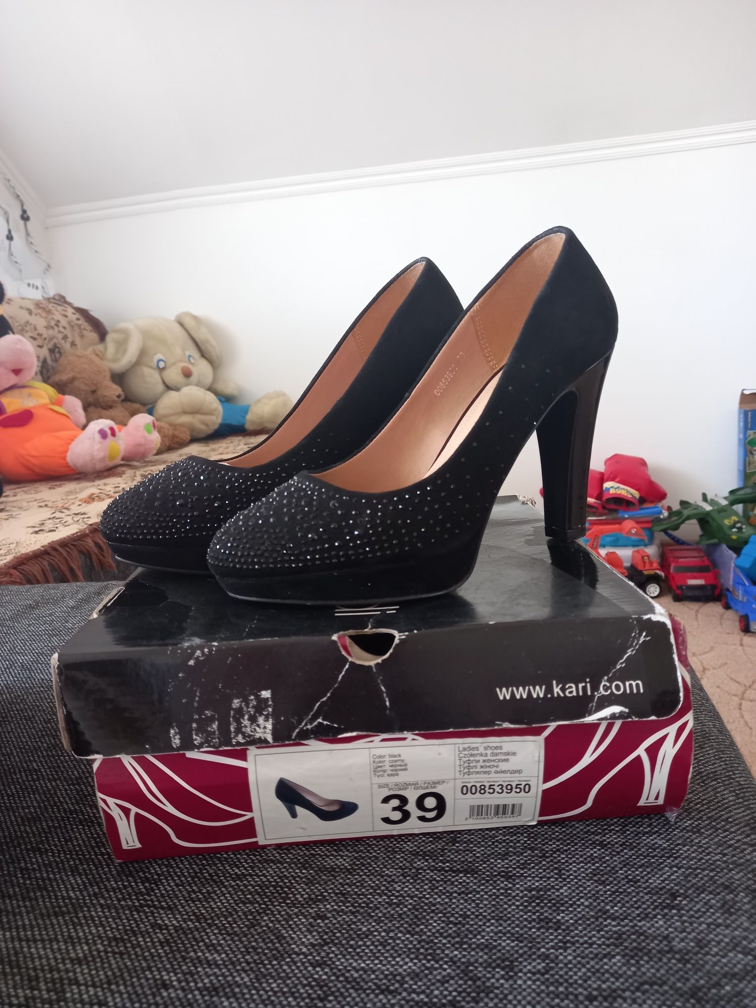 Обувь женская " kari " размер 39