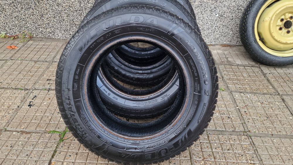 Зимни гуми 4бр 195 65 15