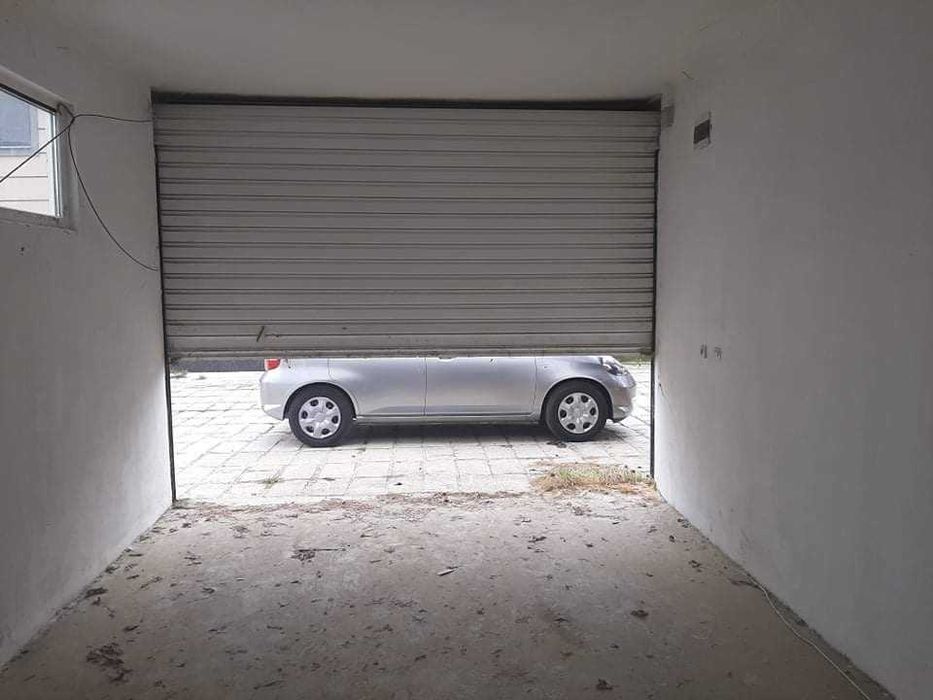 Самостоятелен гараж - Смирненски