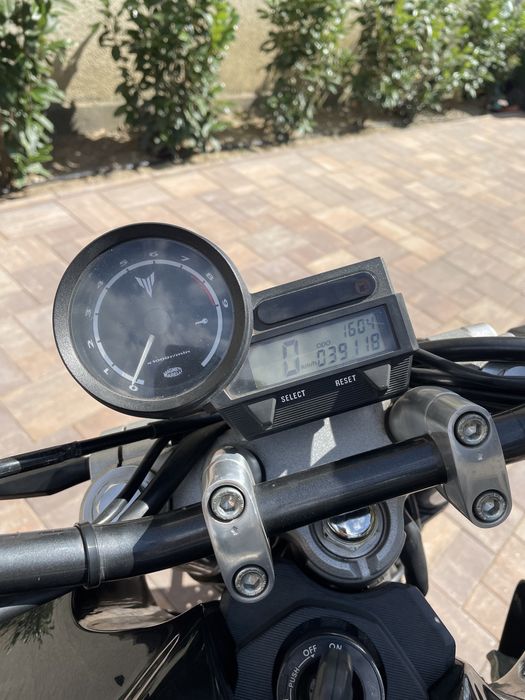 Yamaha Mt-03 660